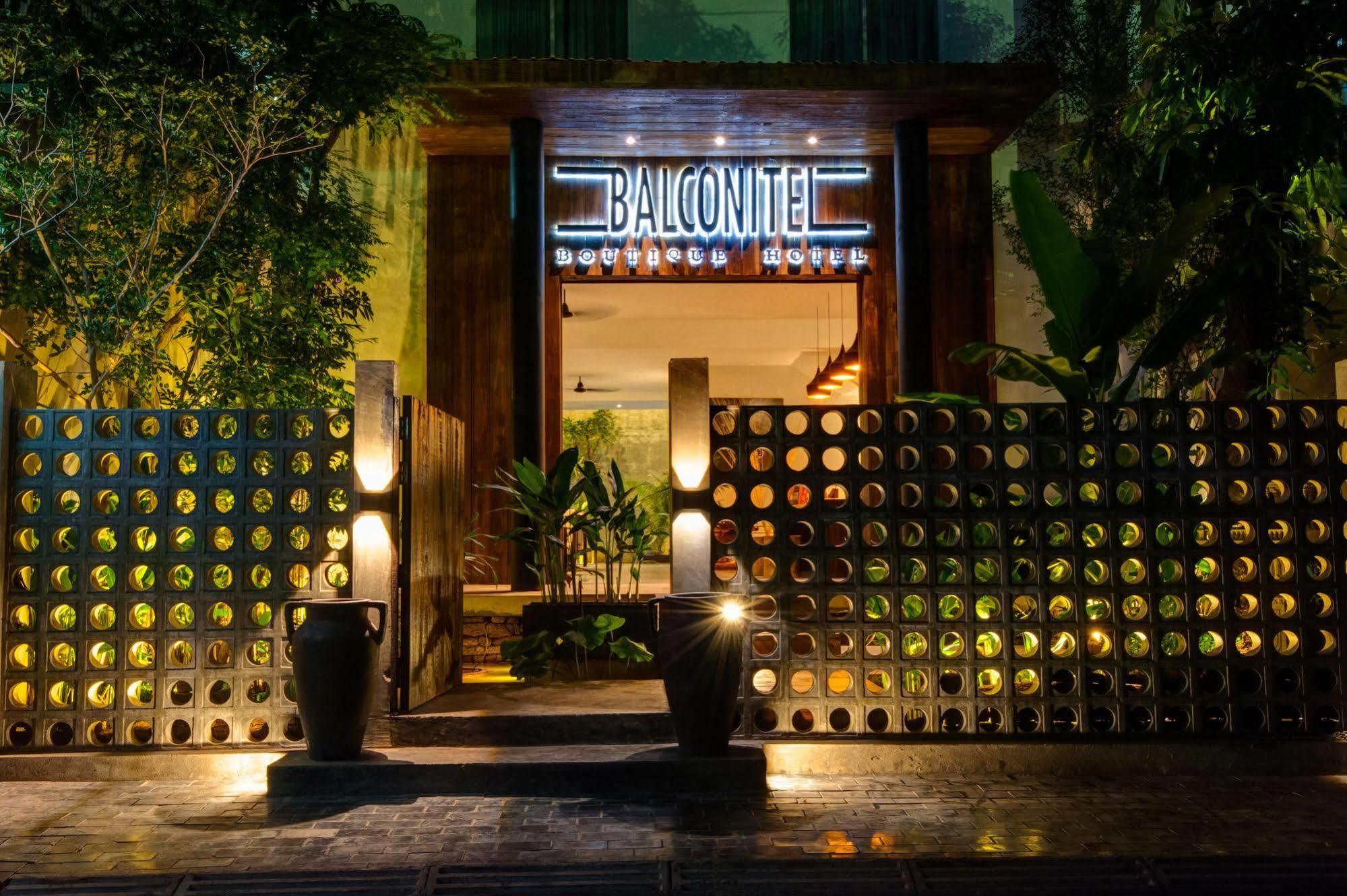 Balconitel Boutique Hotel Phnom-Penh Buitenkant foto